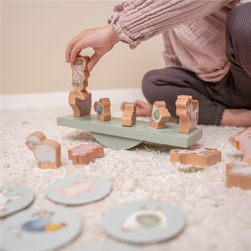 Juego de equilibrio pequeña granja Little Dutch