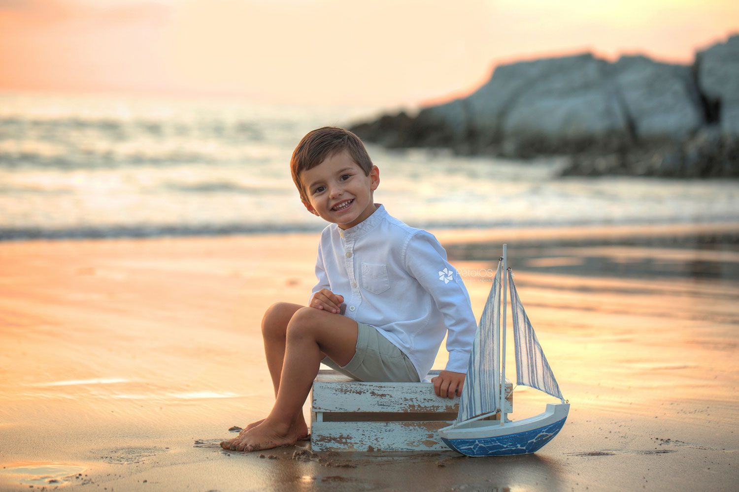 reportaje-en-la-playa-petalos-fotografia-(23)